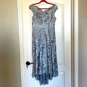 Gorgeous classy party dress!